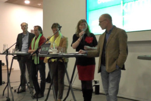Wilma Heesen profileert PvdA, tijdens het slotdebat, op het thema Zorg